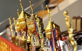 地下赌场“千术”曝光：揭秘微型震动感知器如何实现骰子点数预报。（揭秘地下赌场作弊黑科技：微型震动传感器如何预测骰子点数）